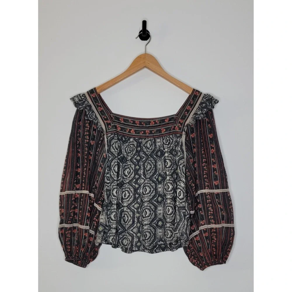 Free People Mostly Meadow Blouse Size Medium Puff Sleeve Boho Peasant Top